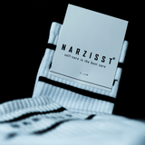 NARZISST Signature Socken – Weiß